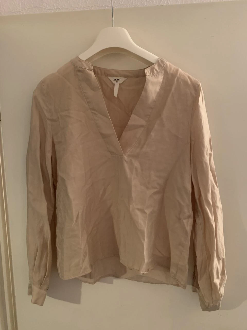 Beige shirt van Object. Maat M.